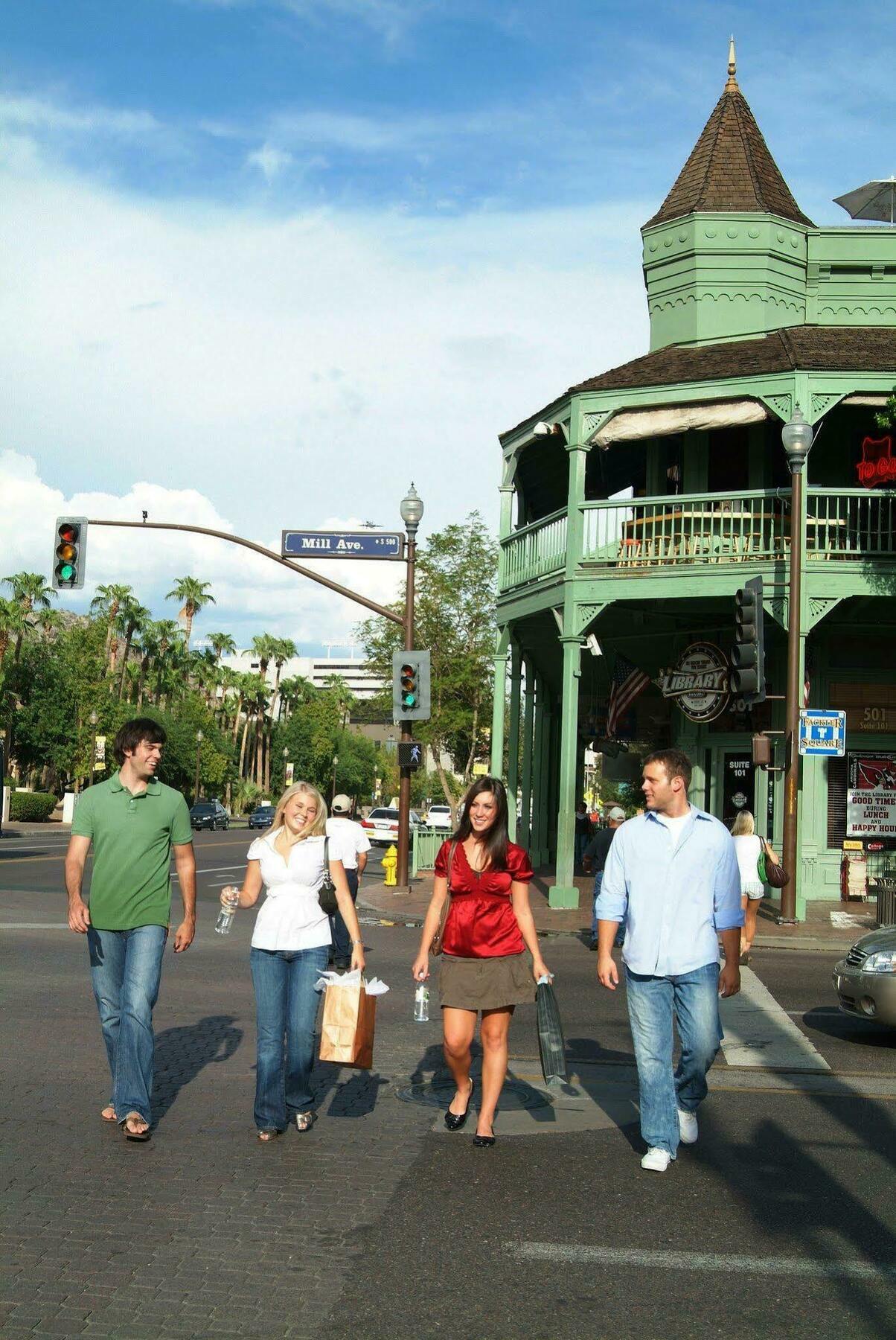Tempe Mission Palms- Destination Fee Includes Parking Hotel Eksteriør billede